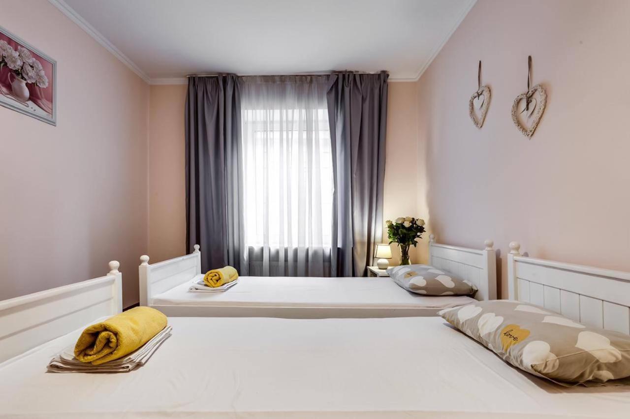 לבוב Apartamenty On Knyazya Romana מראה חיצוני תמונה