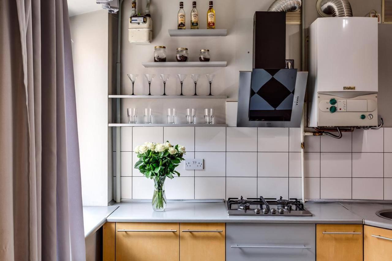 לבוב Apartamenty On Knyazya Romana מראה חיצוני תמונה