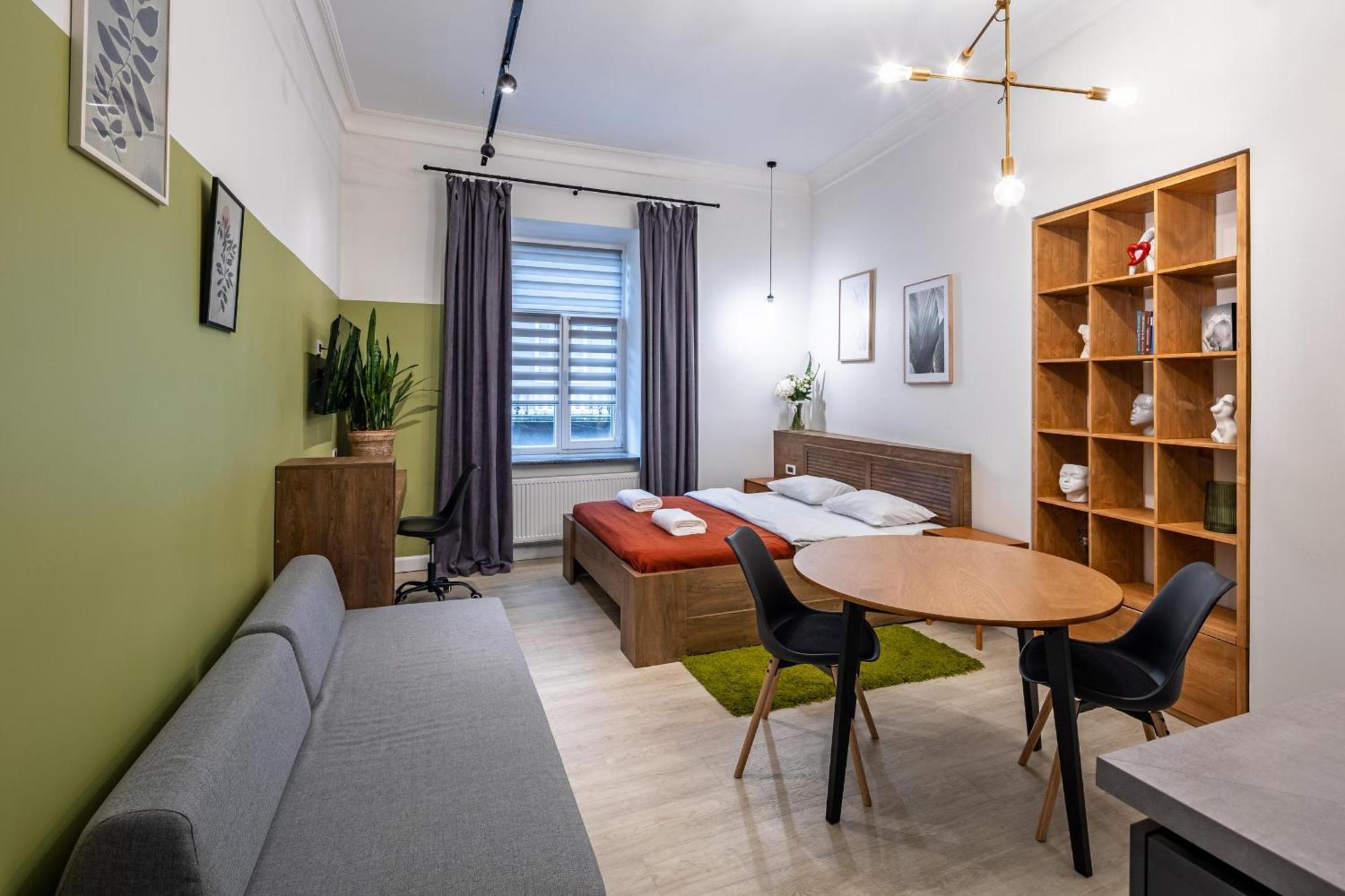 לבוב Apartamenty On Knyazya Romana מראה חיצוני תמונה