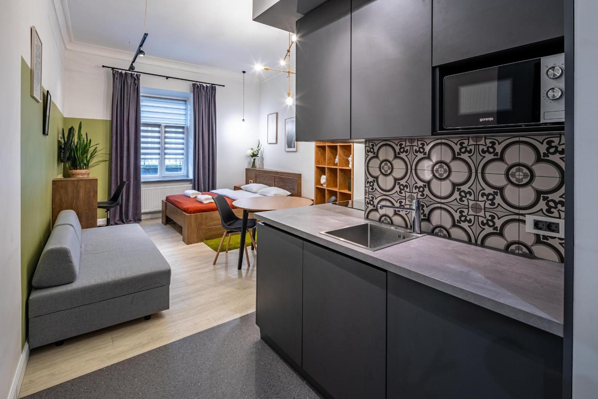 לבוב Apartamenty On Knyazya Romana מראה חיצוני תמונה